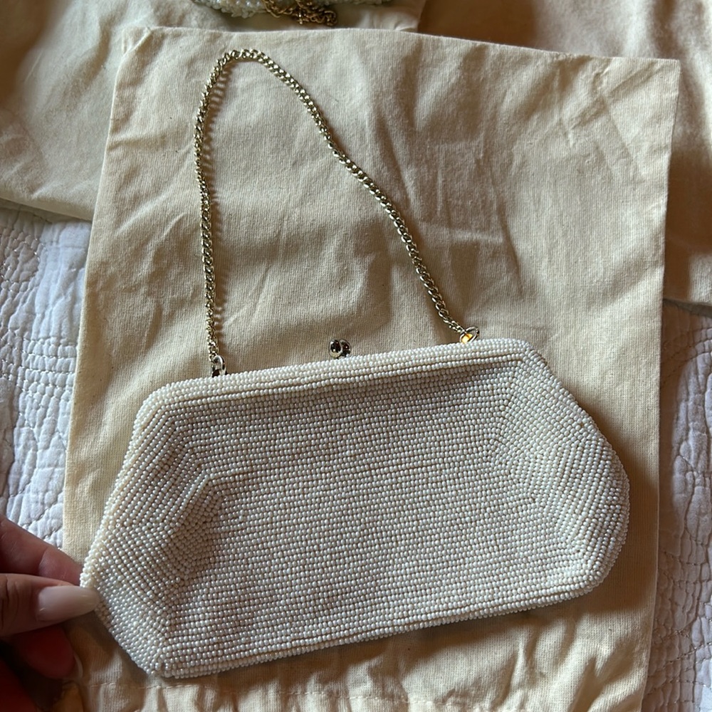 Vintage Evening Bag : white beaded with silver hardware